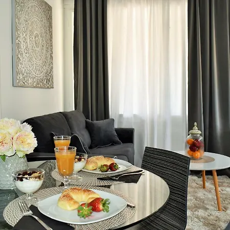 Centre Vivere 아파트